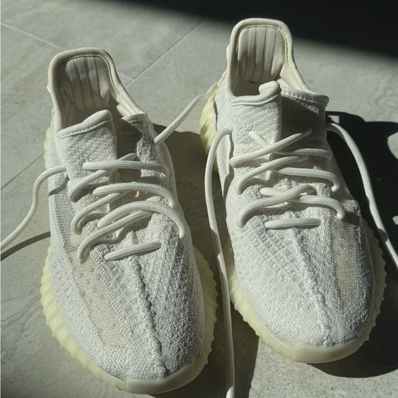 adidas Yeezy Boost 350 V2 Box - Bone/Tan color (RARE) - Picture 5 of 14